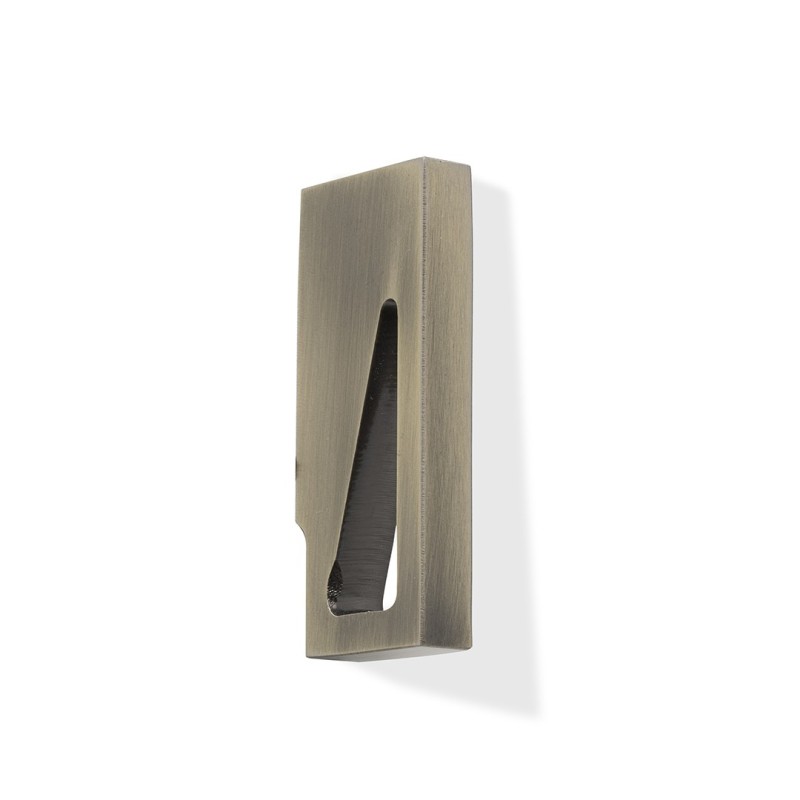 HANDLE 08