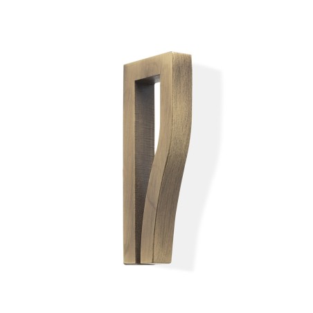 HANDLE 09